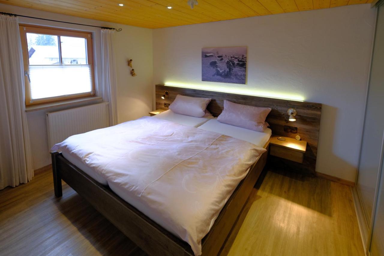 Ferienwohnung Mitteldorf Оберамергау Екстериор снимка